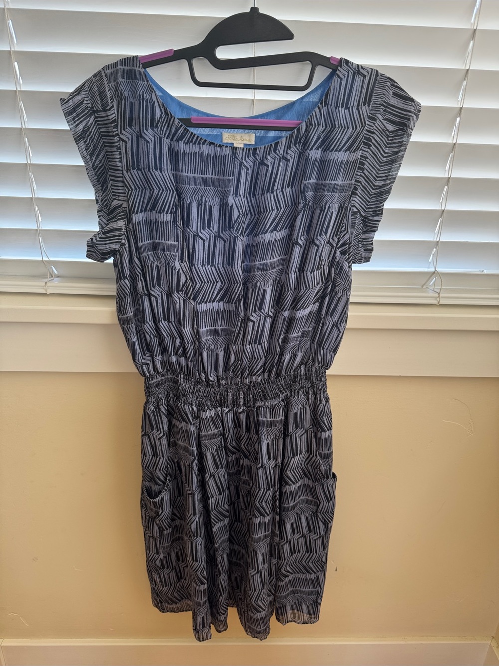 Shoshanna Black & Gray Geometric-Print Smocked-Waist Mini Dress